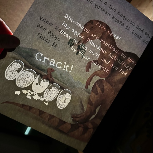 Dinosaurs A-Shine-A-Light interactive book by Sara Hurst, Lucy Cripps. For kids. - Picture 4 of 9